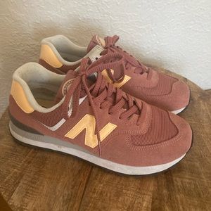 Women’s New Balance 574 size 8.5